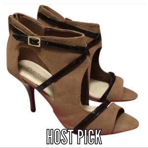 🎉HP🎉Brown Stunning Cut-out party Pumps